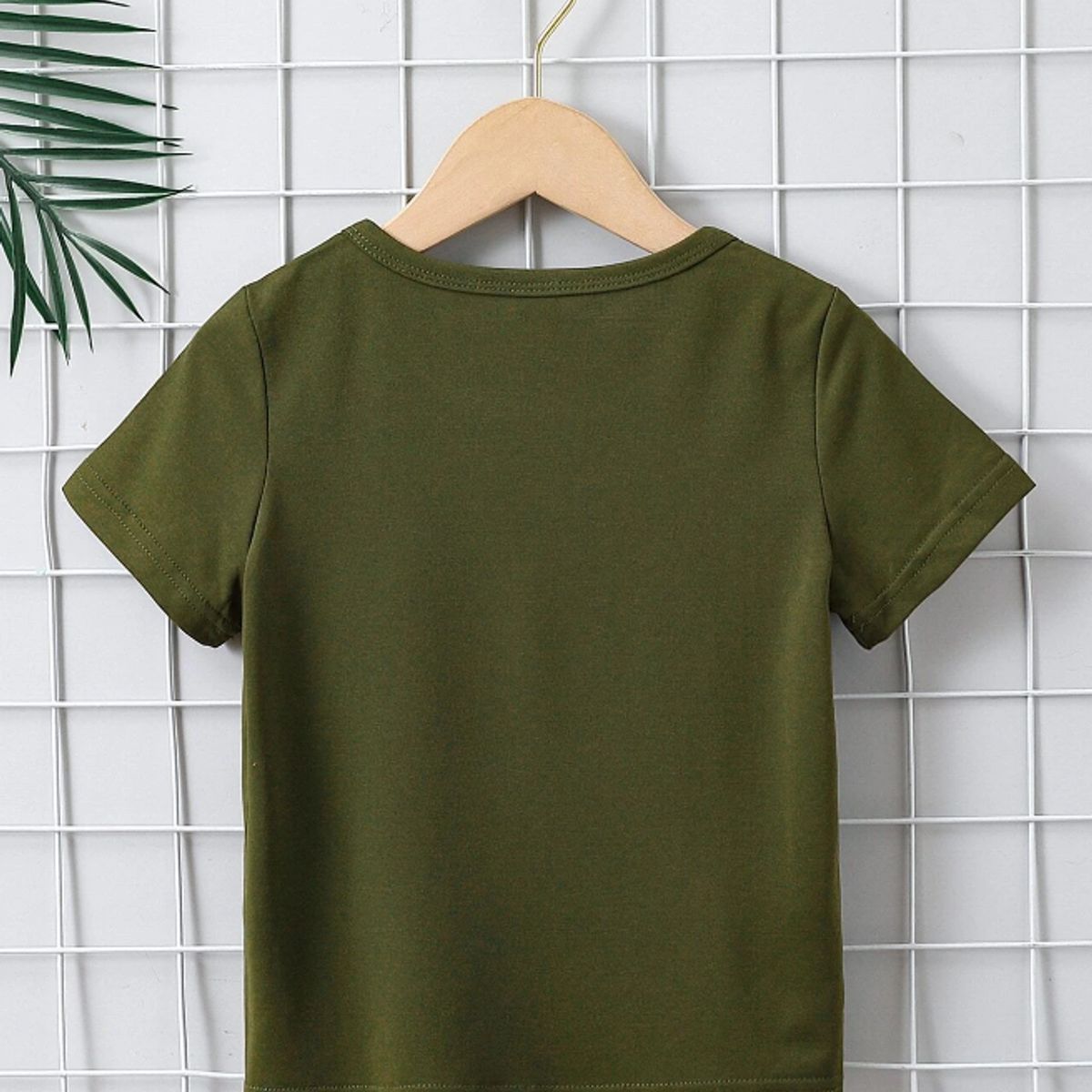 KIRAMA CLOTHING STORE - Camiseta Infantil “Los Angeles California”  Verde Militar