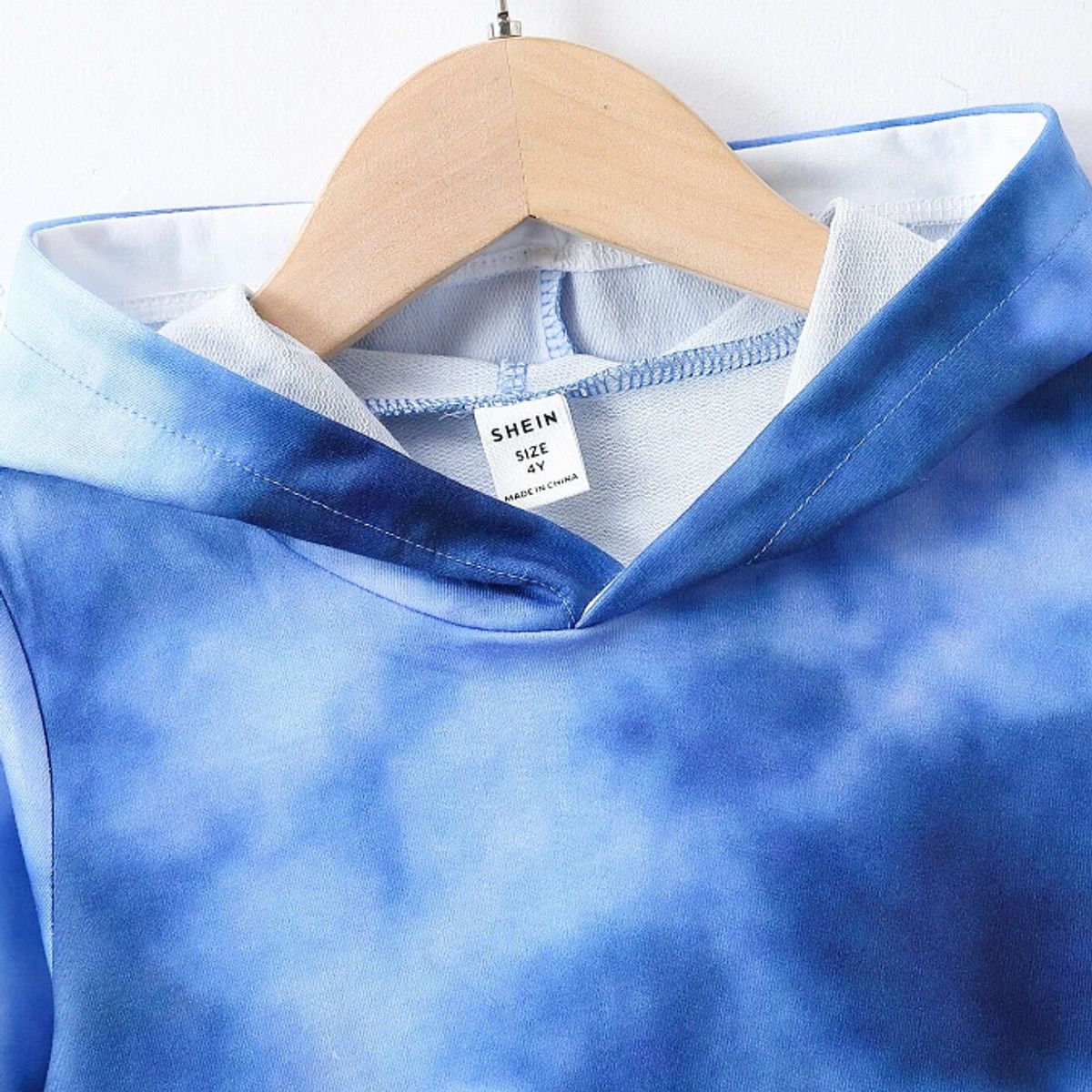 KIRAMA CLOTHING STORE - Polerón Infantil Tie-Dye Azul  Con Capucha y Bolsillo