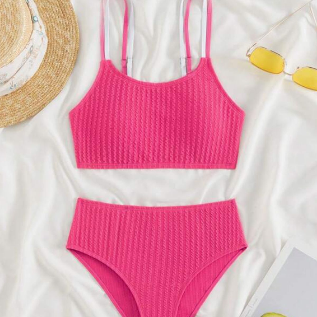 KIRAMA CLOTHING STORE - Bikini Infantil Texturizado de Tirantes  Rosa Fucsia