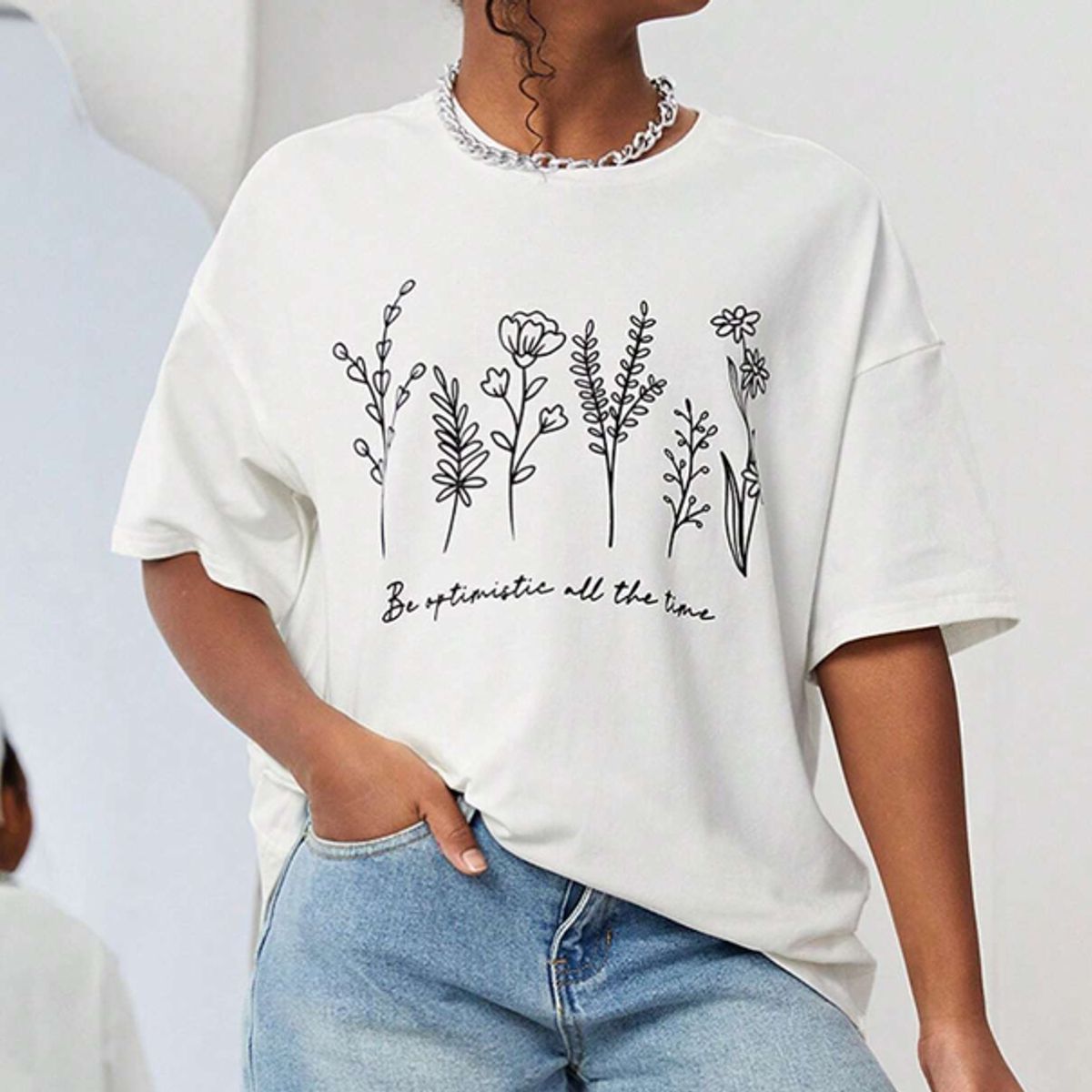 KIRAMA CLOTHING STORE - Camiseta Infantil “Be Optimistic All the Time”  Blanca