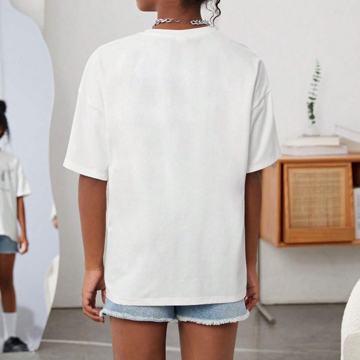 KIRAMA CLOTHING STORE - Camiseta Infantil “Be Optimistic All the Time”  Blanca