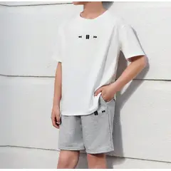 KIRAMA CLOTHING STORE - Set Infantil “Media Control” Camiseta + Shorts Deportivos
