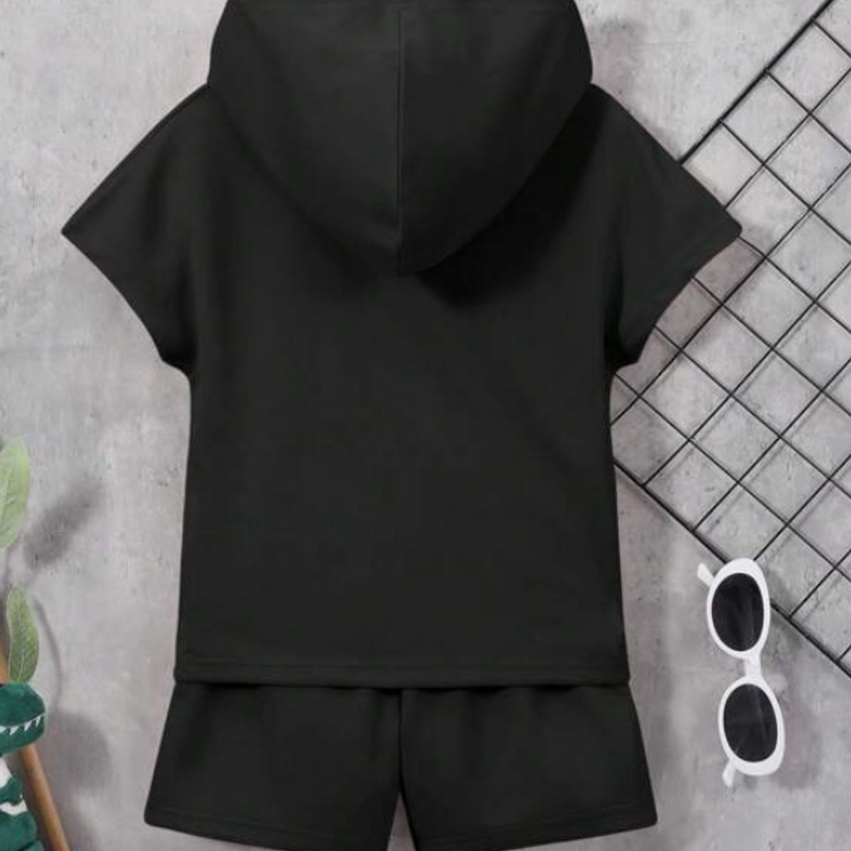 KIRAMA CLOTHING STORE - Conjunto Infantil Niño 2 Piezas Polera con Capucha y Short Deportivo