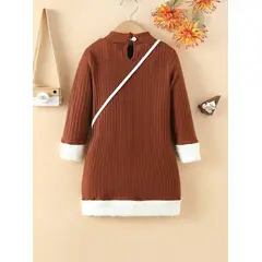 KIRAMA CLOTHING STORE - Vestido mini niña tejido marrón con detalles de pelito