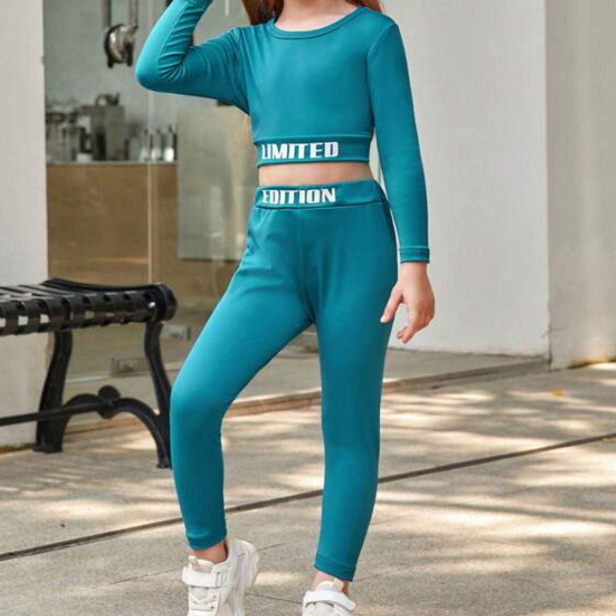 KIRAMA CLOTHING STORE - Conjunto niña crop manga larga y leggings azul