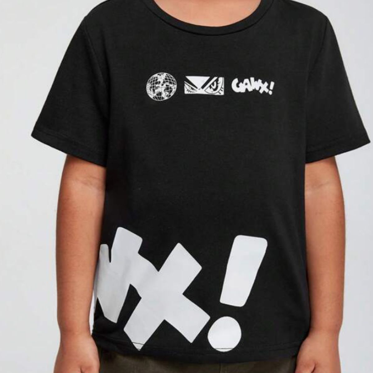 KIRAMA CLOTHING STORE - Polera niño manga corta estampada letras negra