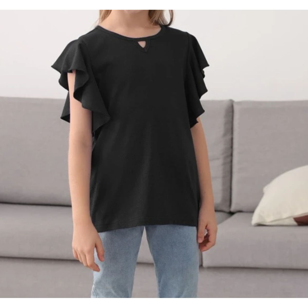 KIRAMA CLOTHING STORE - Blusa Infantil con Volantes y Detalle Cut-Out  Negra