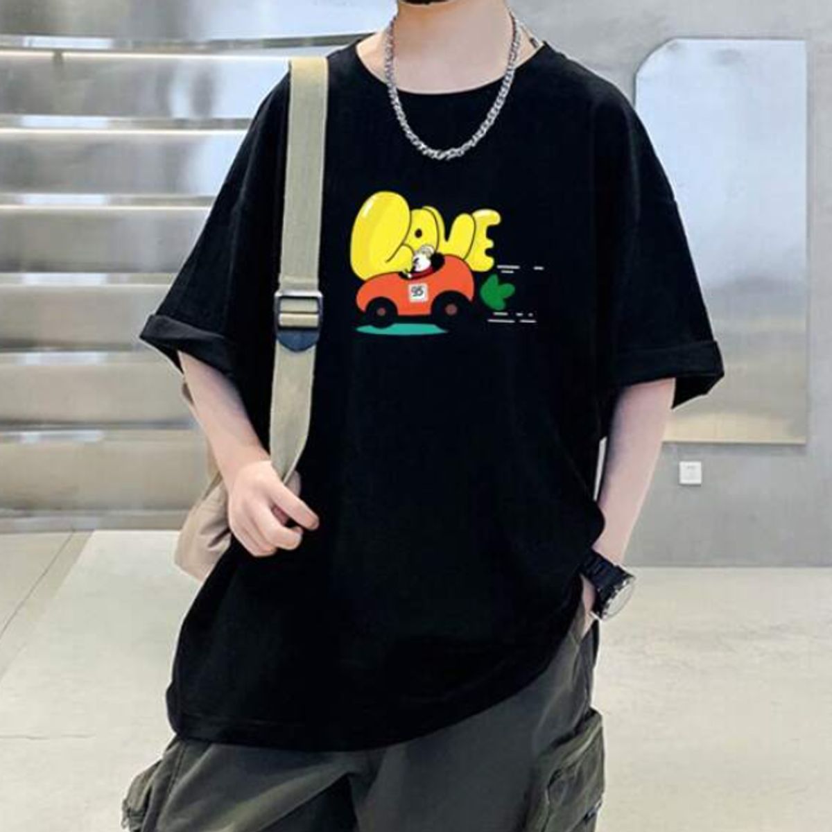 KIRAMA CLOTHING STORE - Camiseta Infantil “Cool Ride” con Estampado de Dibujos Animados  Negra