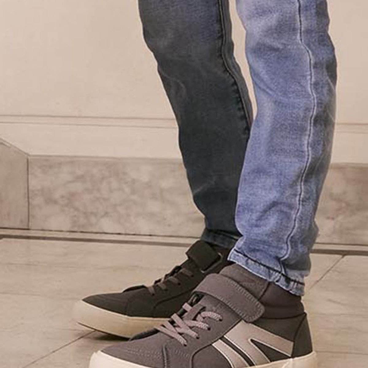 COLLOKY - Zapatilla Gris Bebé niño