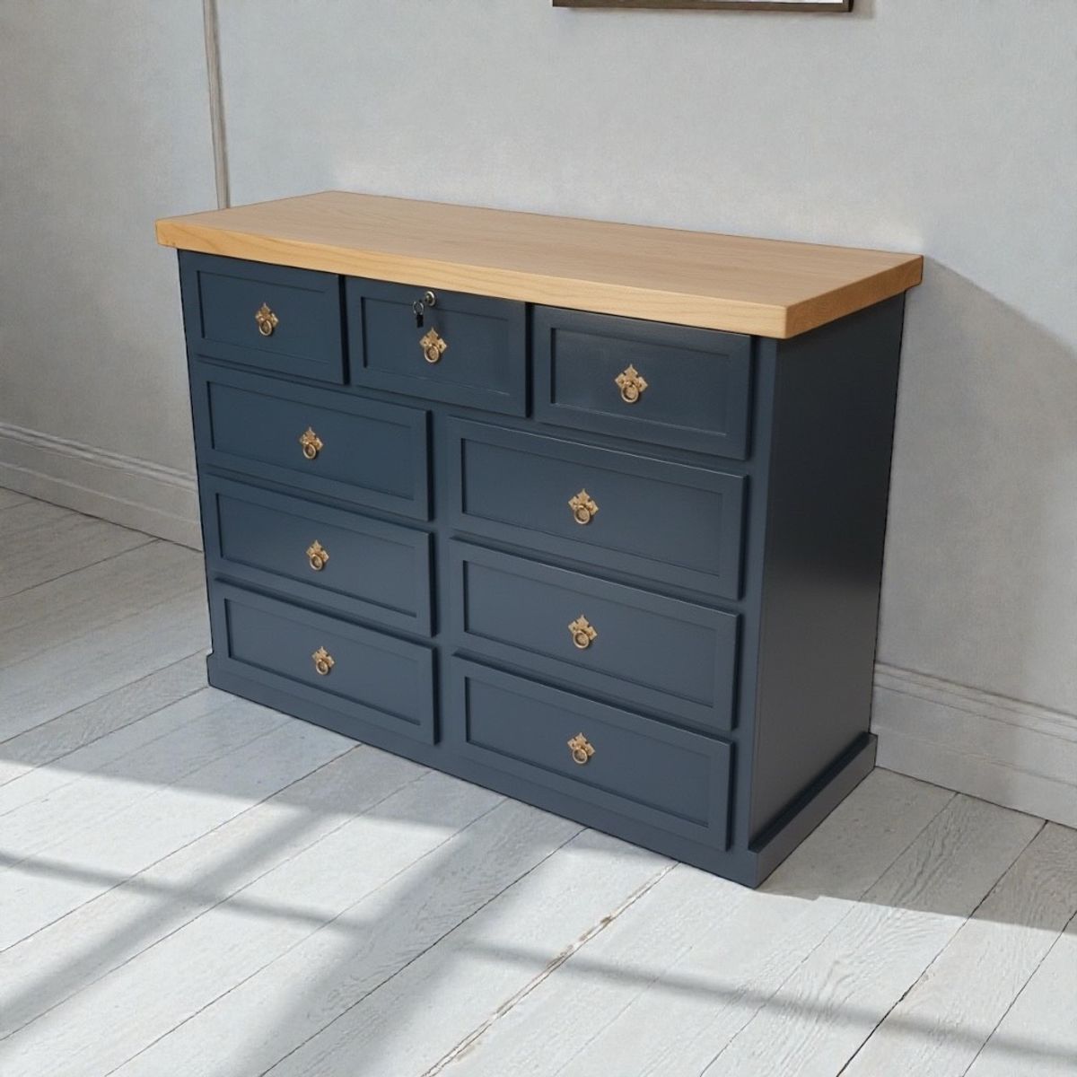 MGR MUEBLES - Comoda de madera lacada 9 cajones ( rieles telescópicos ) MGR MUEBLES