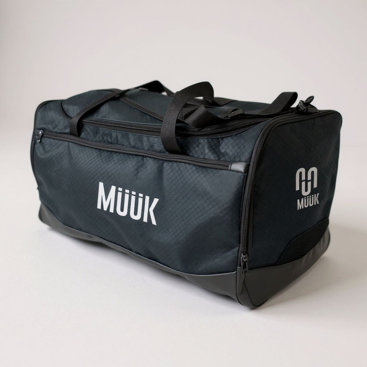 MUUK - BOLSO DEPORTIVO RECTANGULAR MUUK 70 LT