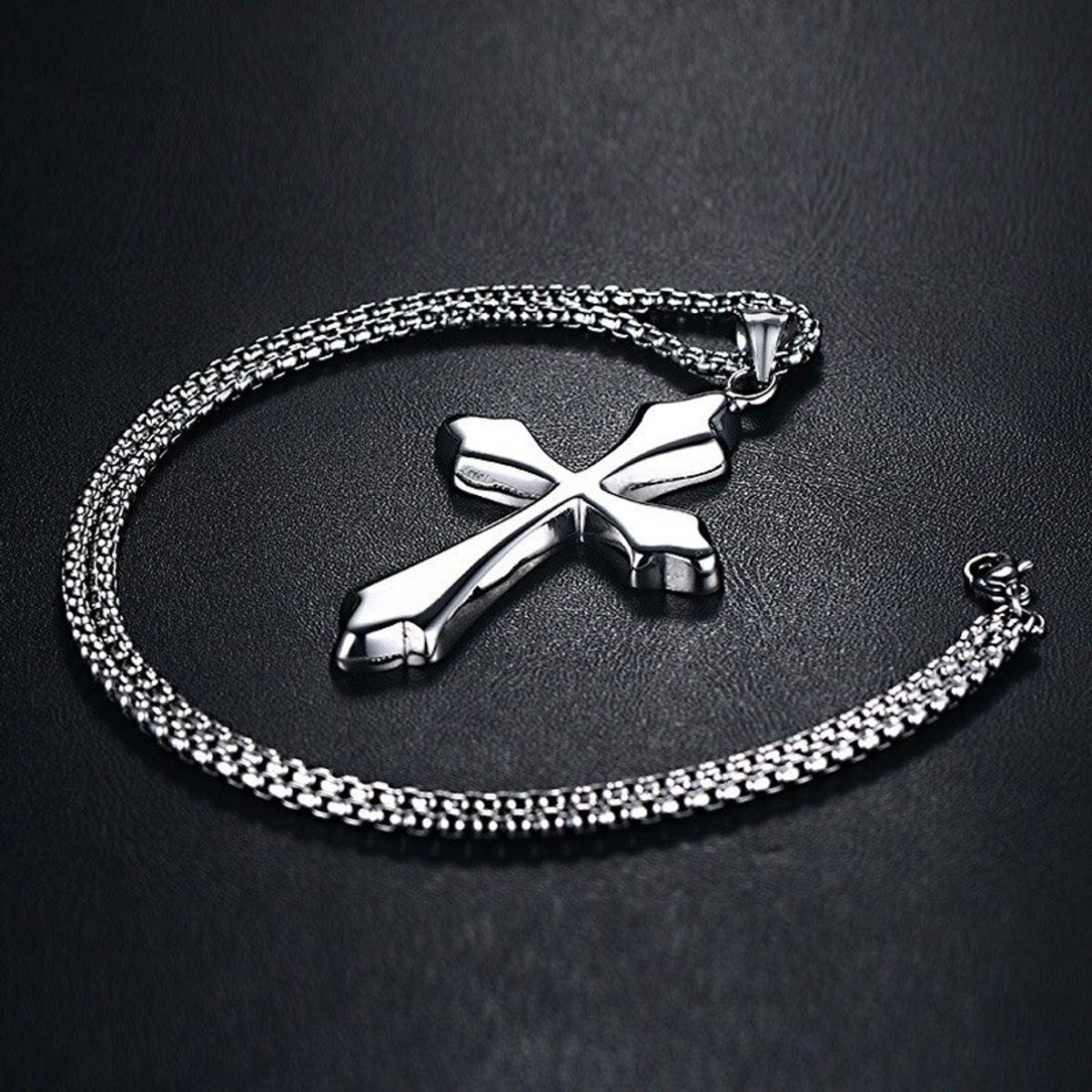 GENERICO - Collar Silver Titanio Cruz Hombre Mujer Moda 2022 Xxx