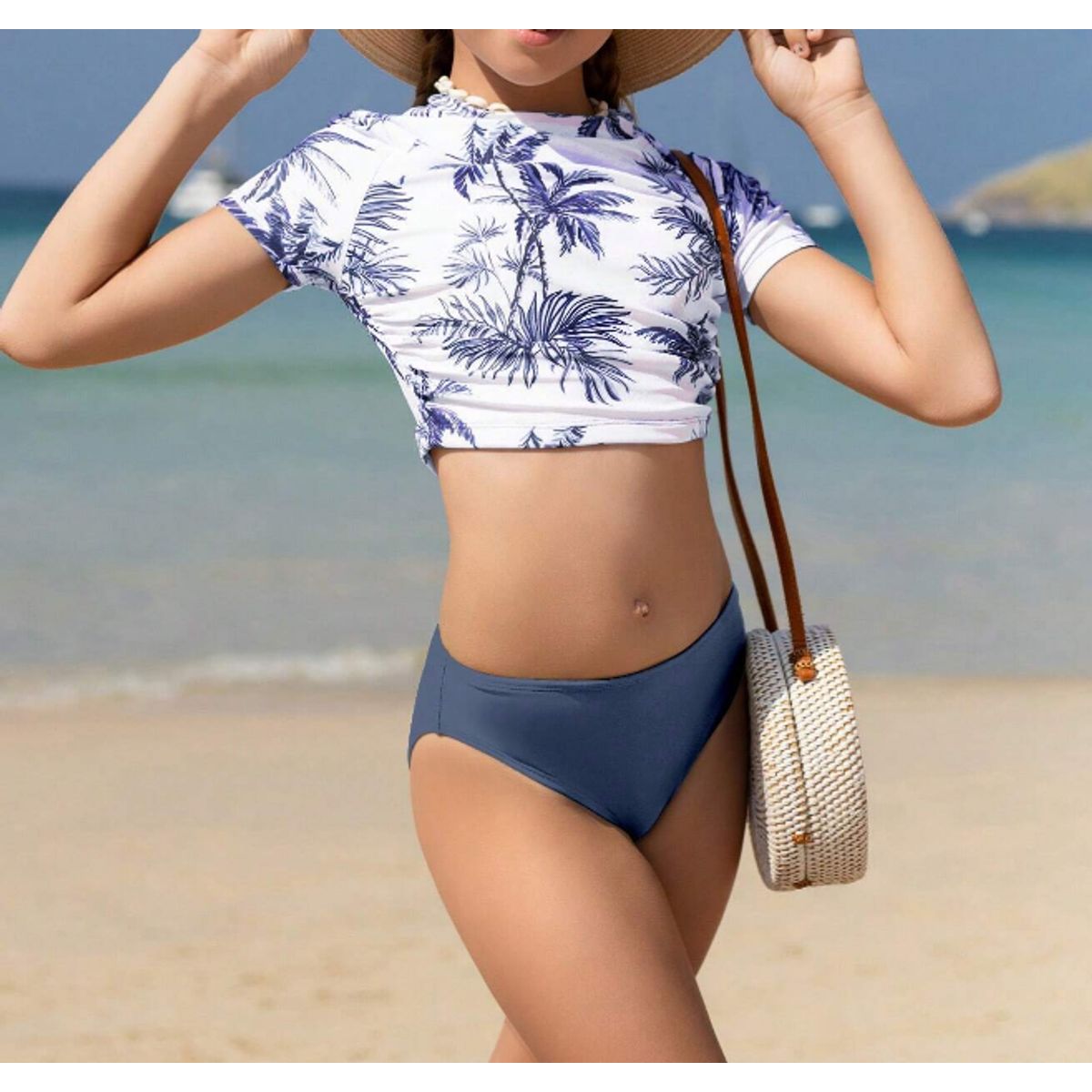 KIRAMA CLOTHING STORE - Bikini Infantil Crop Tropical con Braguita Talle Alto  Azul