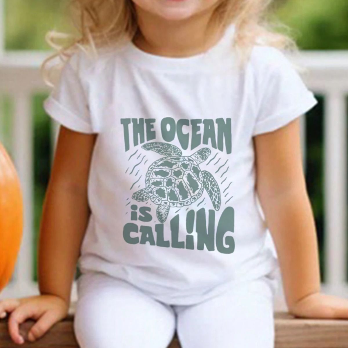 KIRAMA CLOTHING STORE - Polera Infantil Manga Corta “The Ocean Is Calling”  Blanco