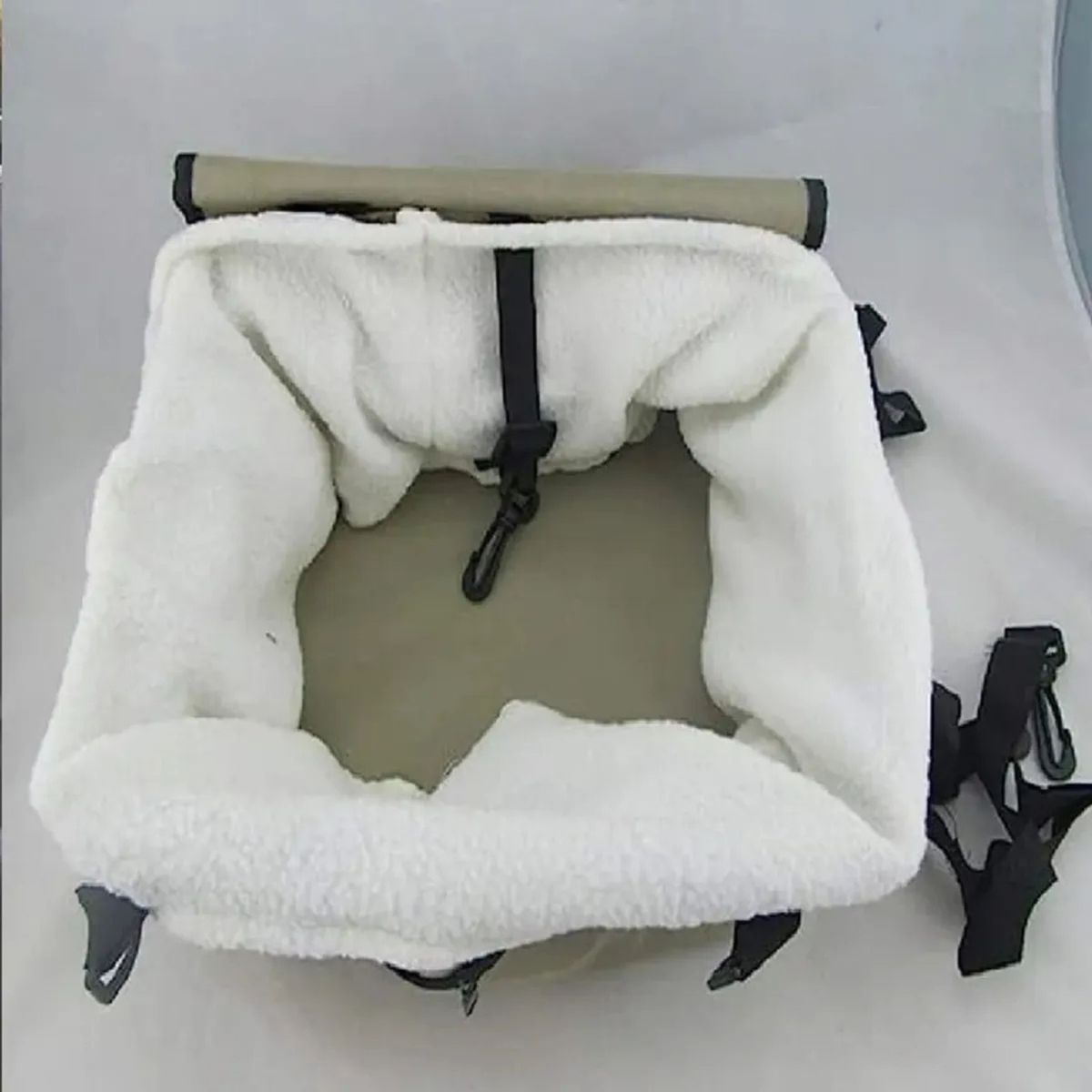 MOVI - Asiento de auto para mascotas