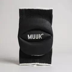 MUUK - RODILLERA CLASICA NEGRA M