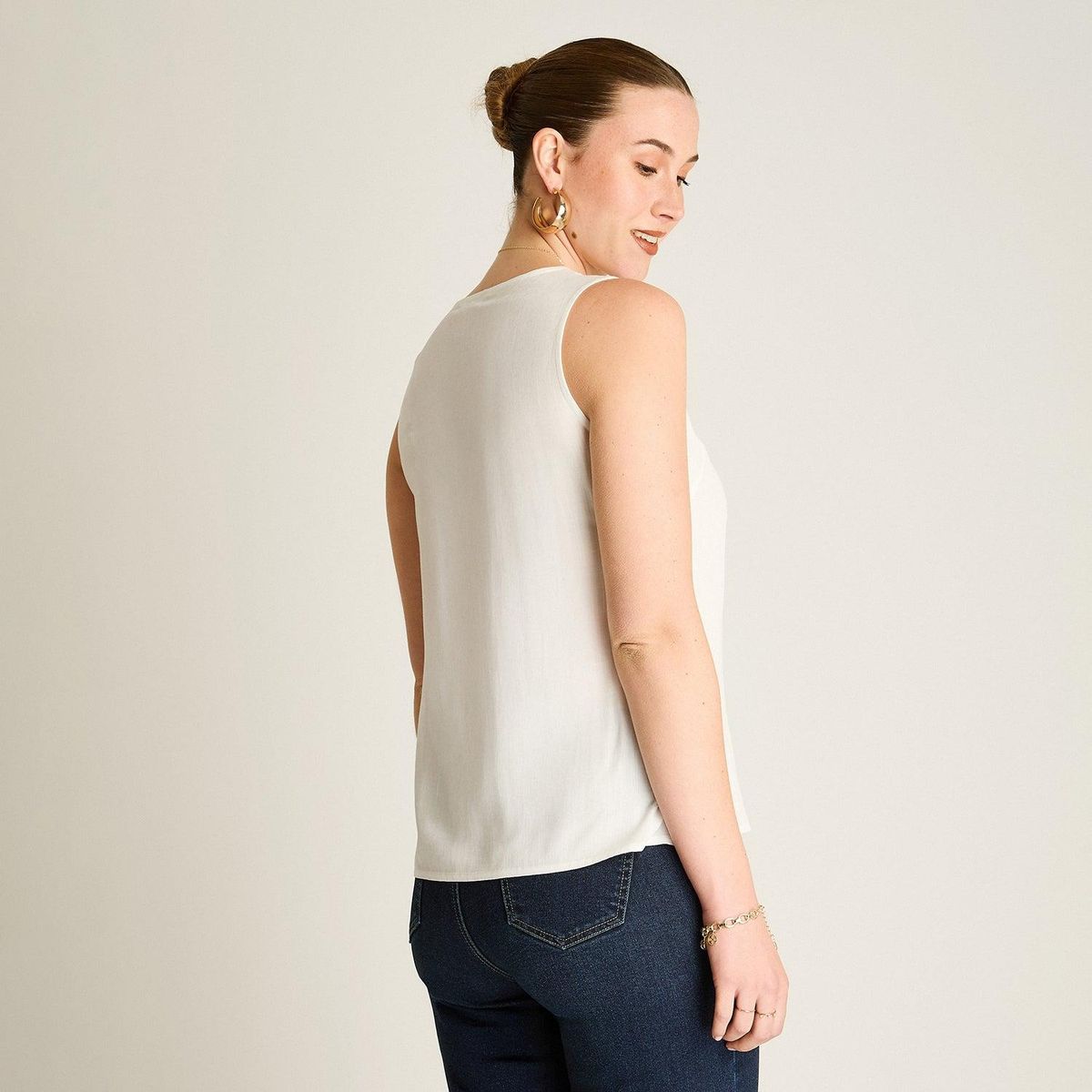 LORENZO DI PONTTI - Blusa Blanco Sin Mangas con Escote en V