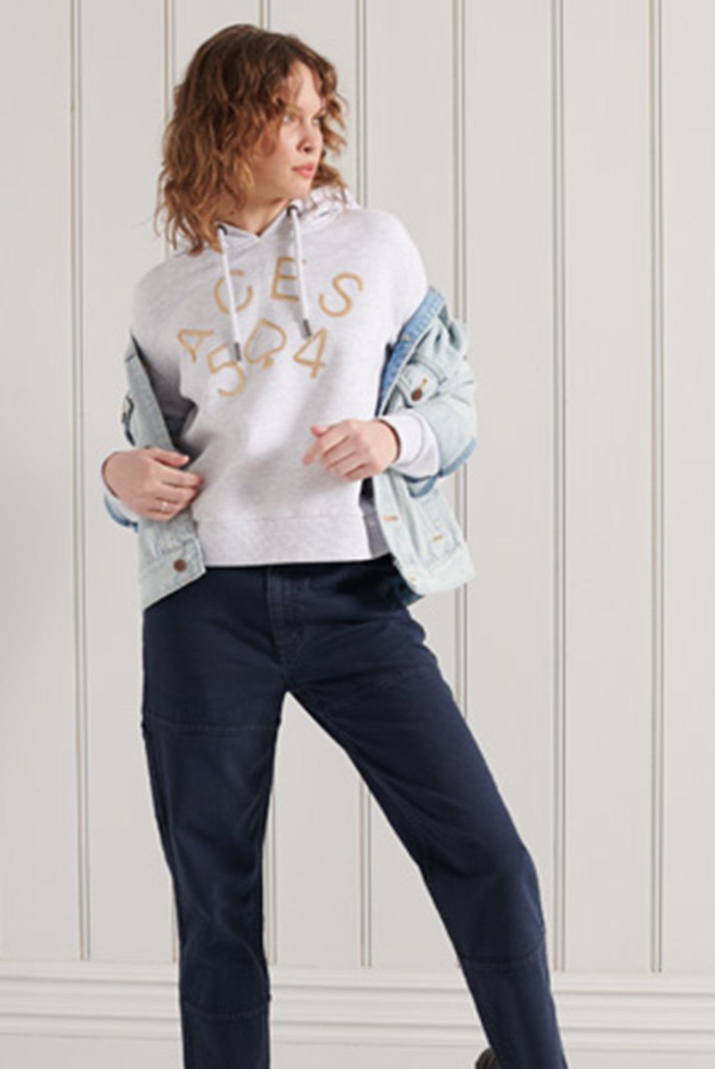 SUPERDRY - Polerón con Capucha y Logo de Inspiración Militar Mujer