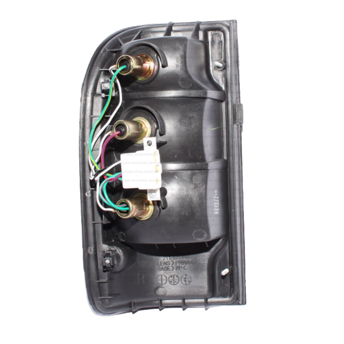 GENERICO - FAROL TRASERO DERECHO TOYOTA HILUX 1998-2006