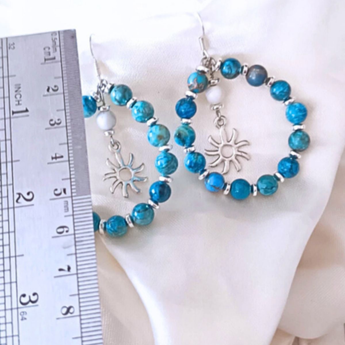 GENERICO - Aros Armonía Turquesa & Howlita