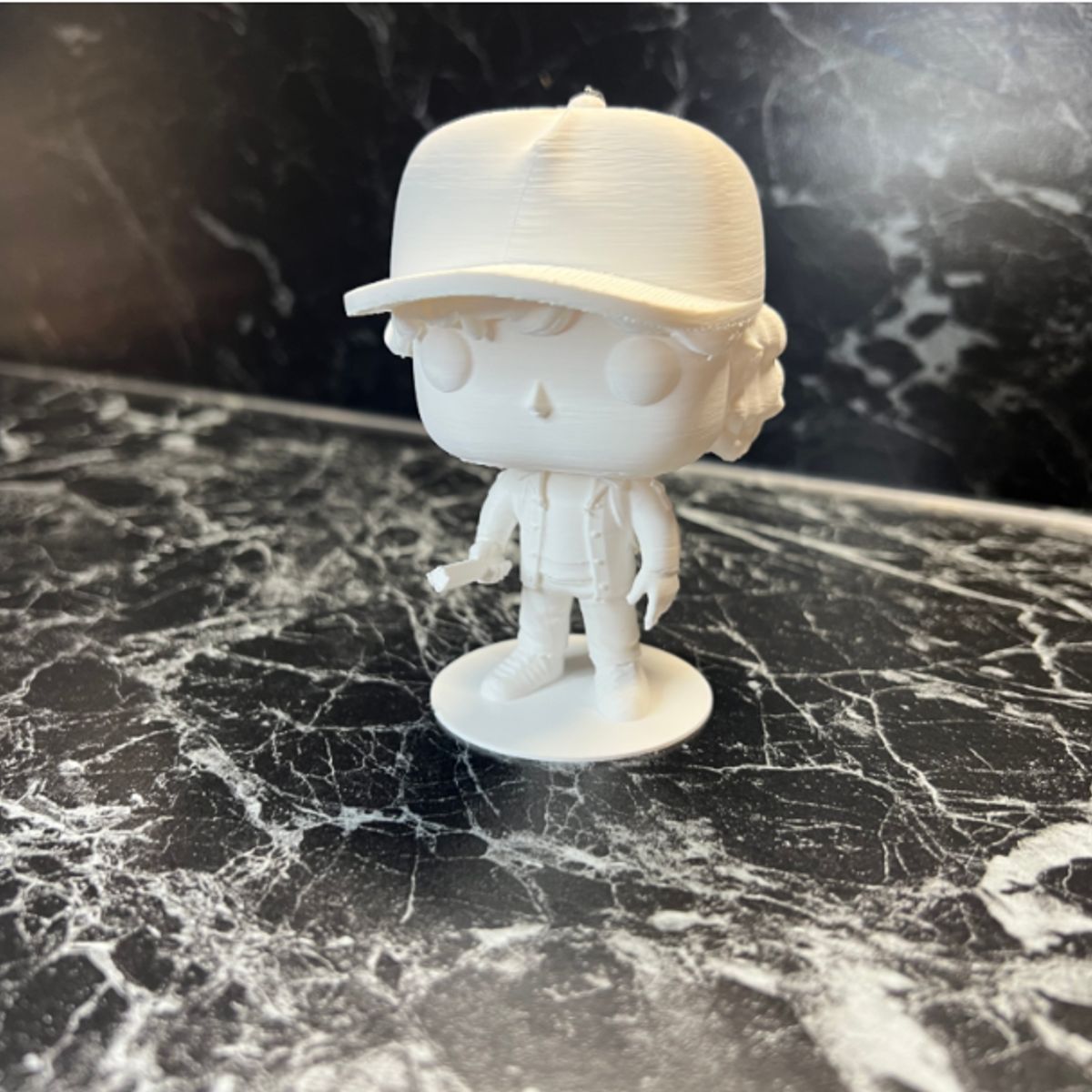 GENERICO - Figura de Dustin estilo funko