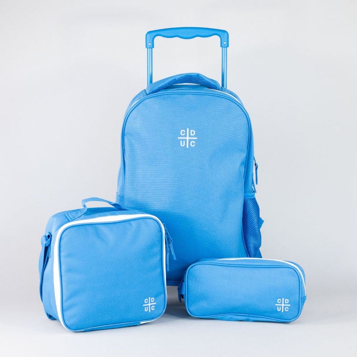 PONTIFICIA UNIVERSIDAD CATOLICA DE CHILE - PACK TROLLEY U CATOLICA FANATIKOS_.