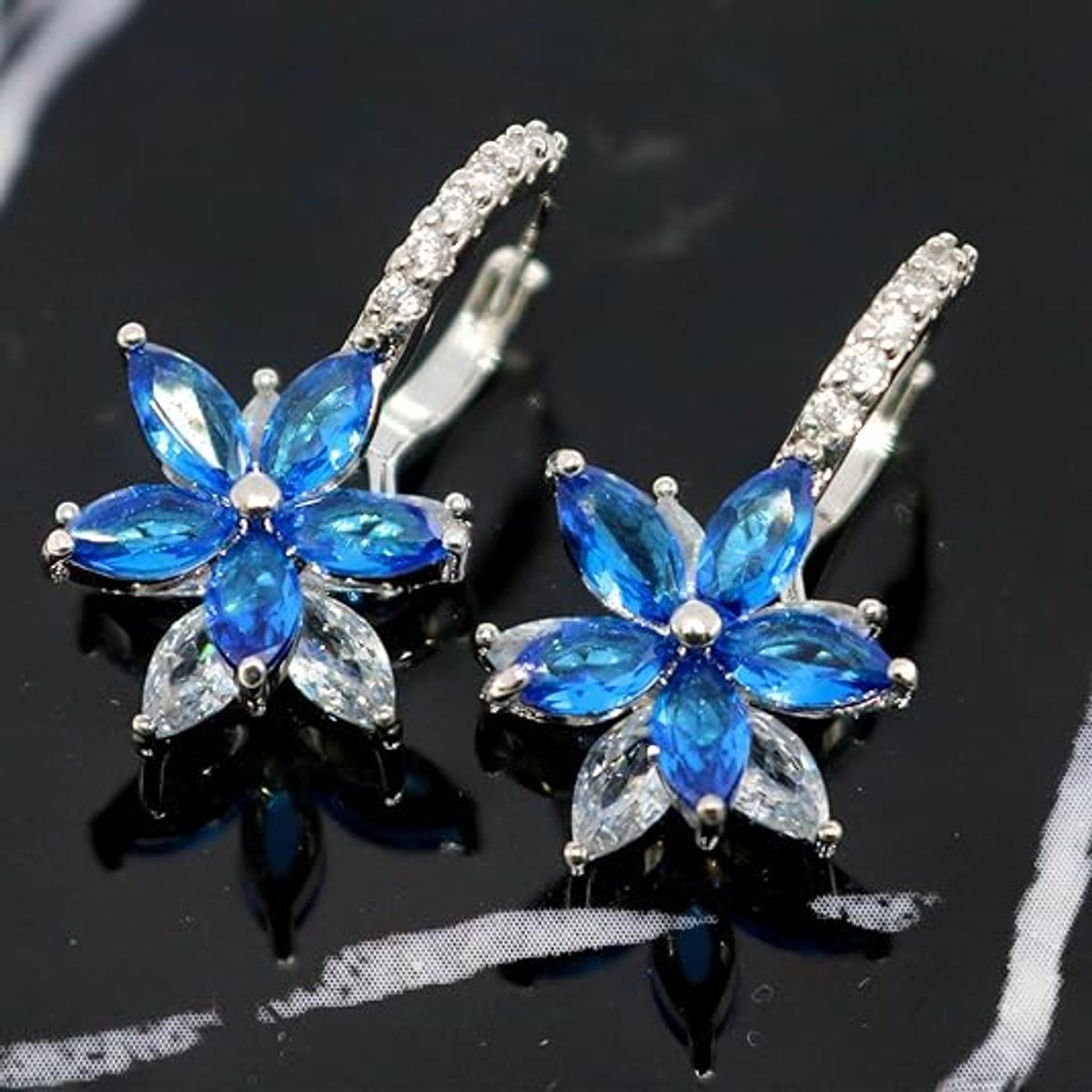 GENERICO - Aretes Cuadrados De Cristal Chapados En Oro