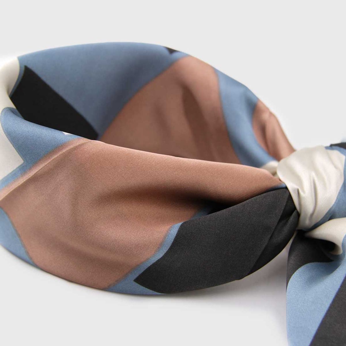 VC ACCESORIOS - Pañuelo Silk feeling 90 x 90