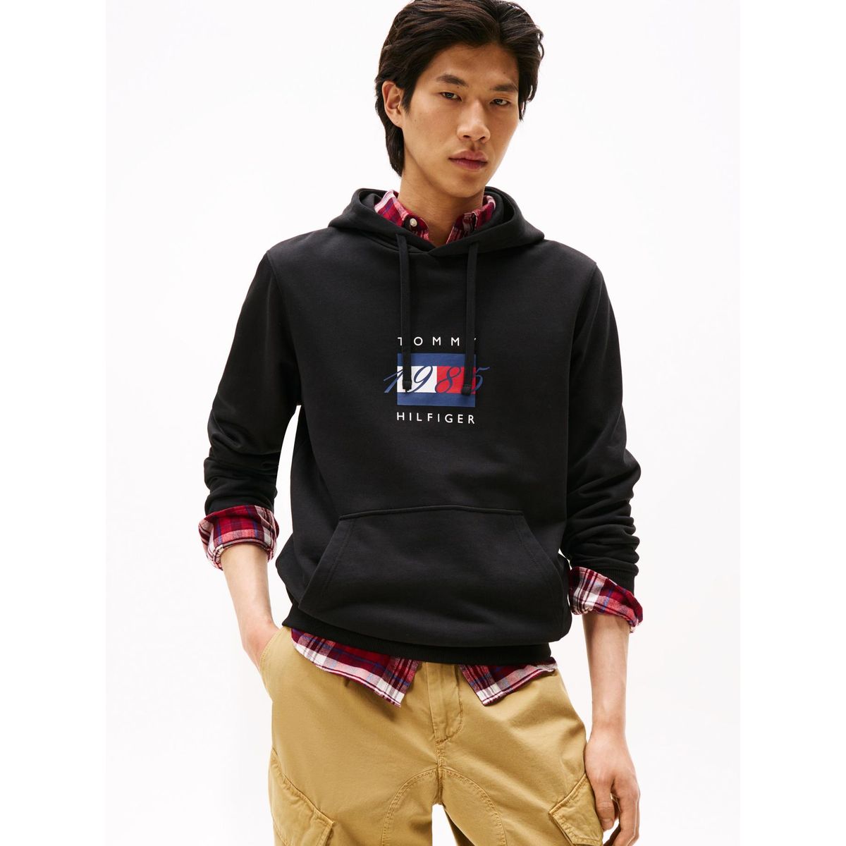 TOMMY HILFIGER - Polerón Hoodie Con Logo Gráfico Negro Tommy Hilfiger