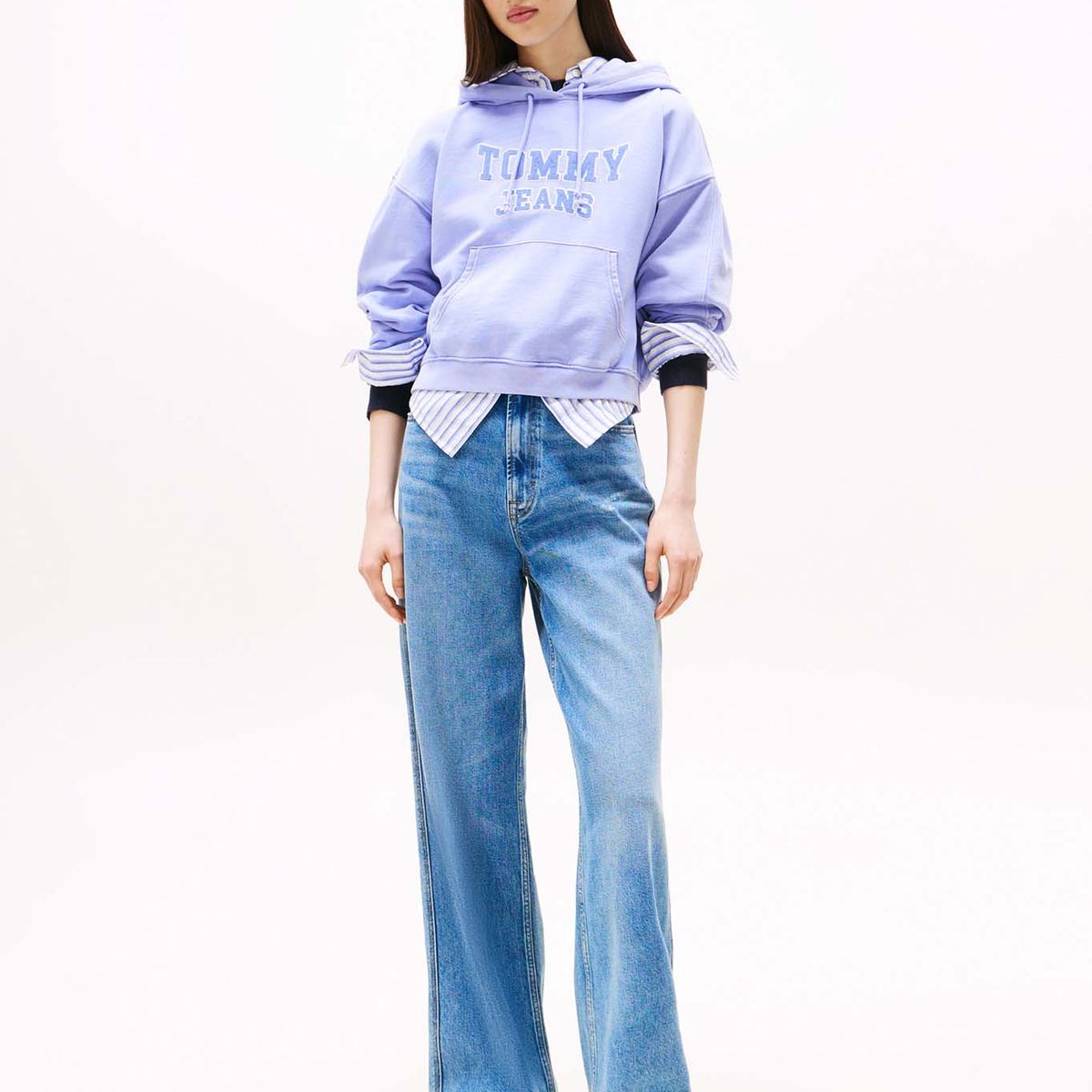 TOMMY HILFIGER - Polerón Hoodie Crop Relaxed Con Logo Lila Tommy Jeans