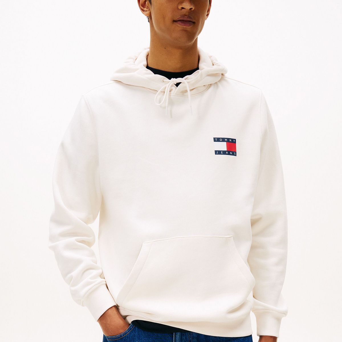 TOMMY HILFIGER - Polerón Hoodie Essential Con Logo Blanco Tommy Jeans
