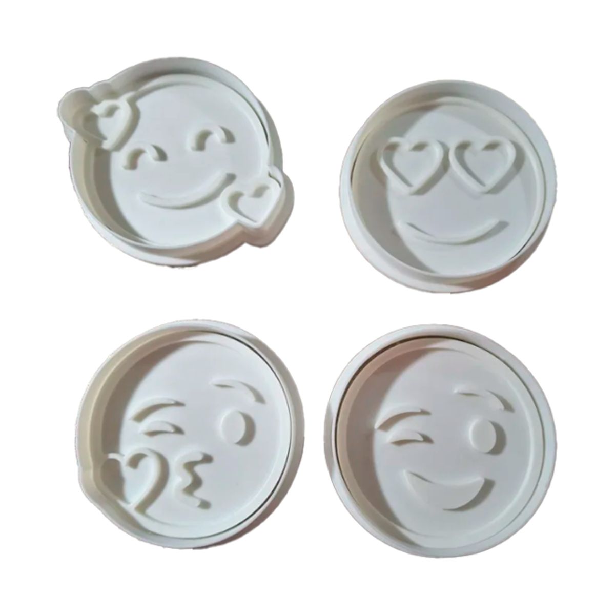 GENERICO - Cortadores de galletas Emoji Love (pack 4 un)