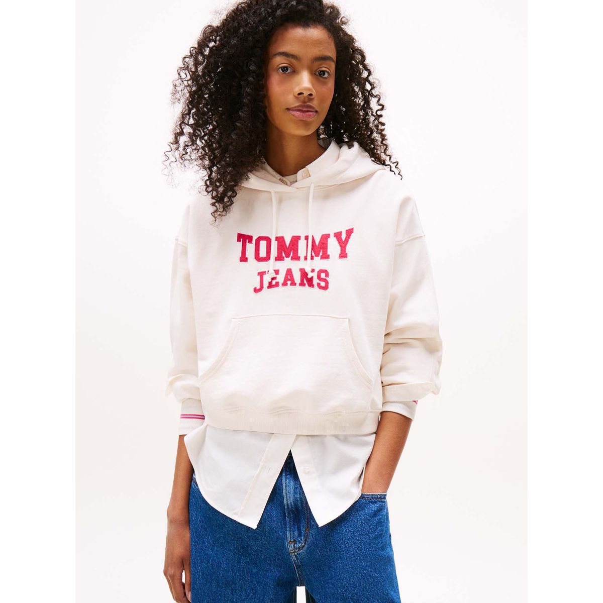 TOMMY HILFIGER - Polerón Hoodie Crop Relaxed Con Logo Blanco Tommy Jeans