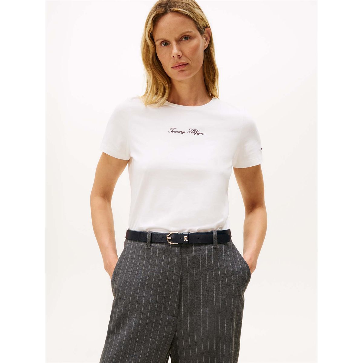 TOMMY HILFIGER - Polera Con Logo Texturizado Blanco Tommy Hilfiger