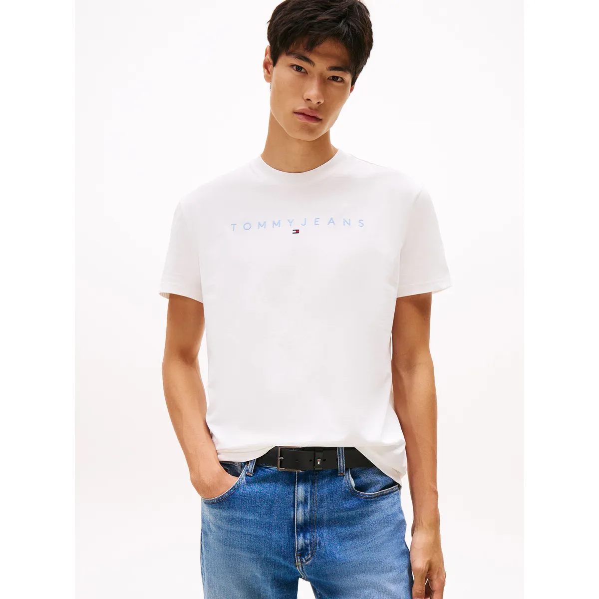 TOMMY HILFIGER - Polera Con Logo Lineal Blanco Tommy Jeans