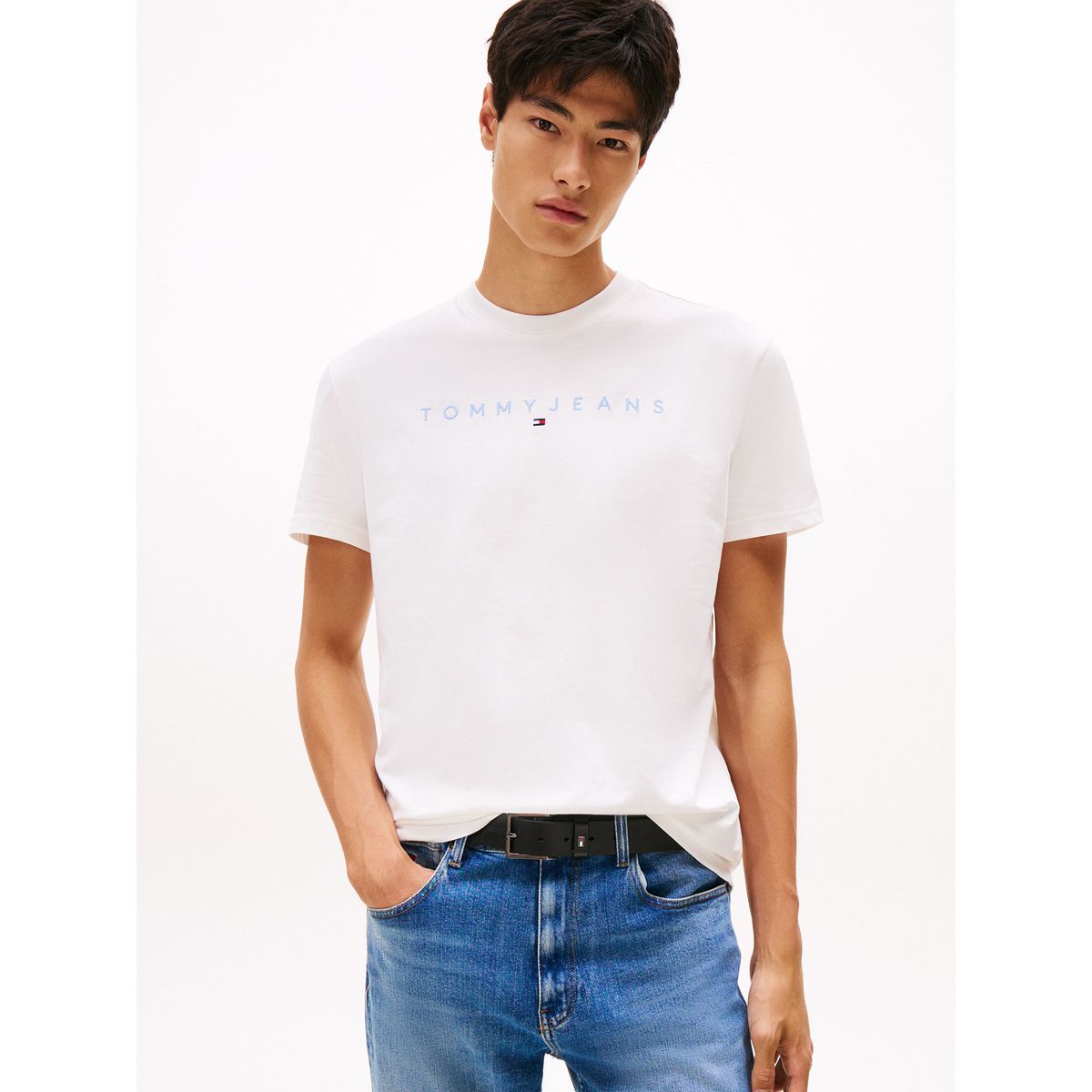 TOMMY HILFIGER - Polera Con Logo Lineal Blanco Tommy Jeans