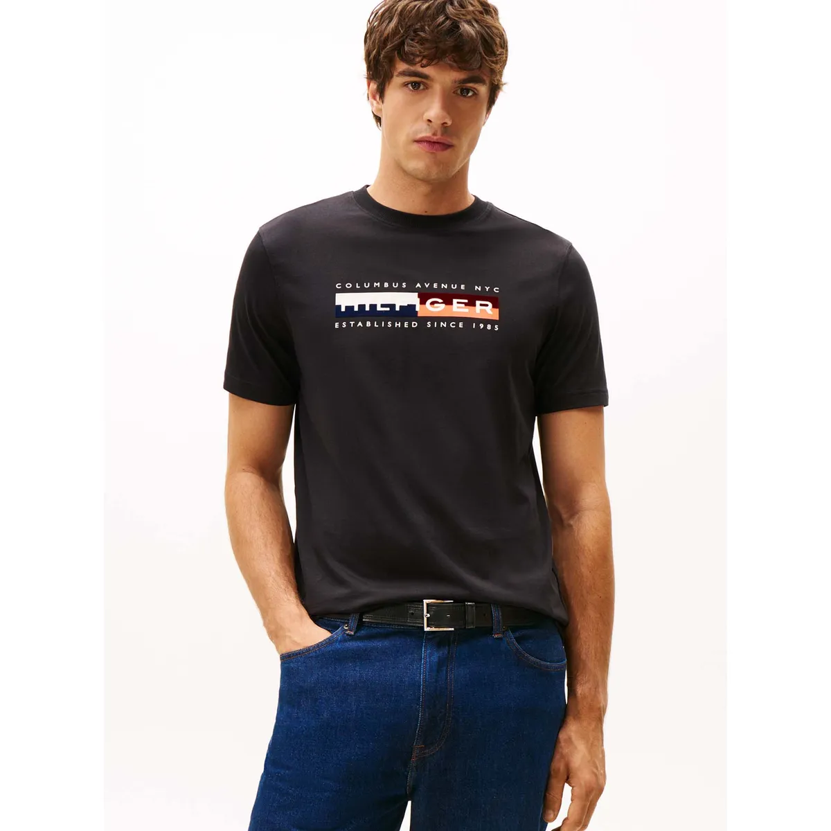 TOMMY HILFIGER - Polera Colour Block Graphic Logo Negro Tommy Hilfiger
