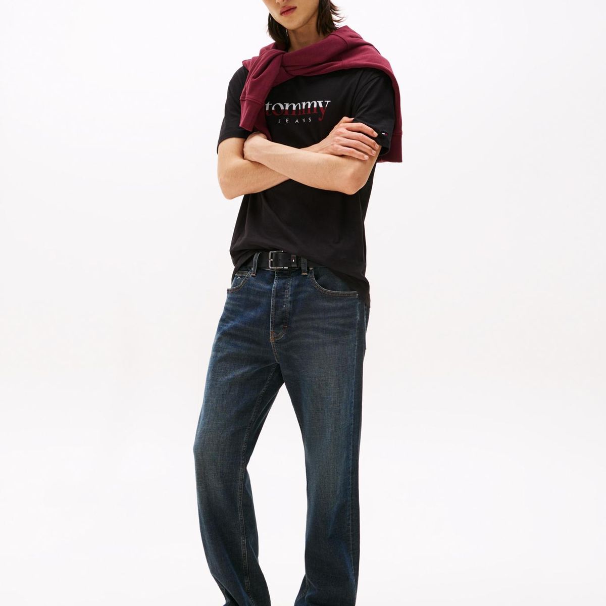 TOMMY HILFIGER - Polera De Punto Con Logo Negro Tommy Jeans