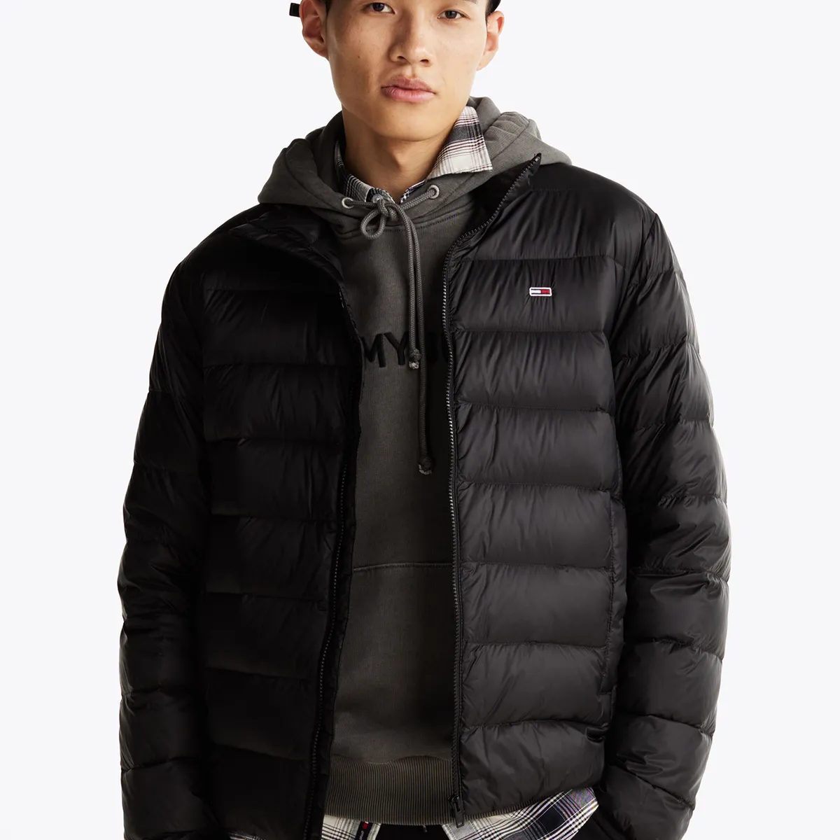 TOMMY HILFIGER - Parka Lightweight Solid Negro Tommy Jeans