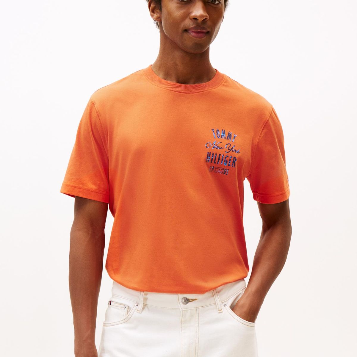TOMMY HILFIGER - Polera Con Logo Gráfico Regular Fit Naranja Tommy Hilfiger