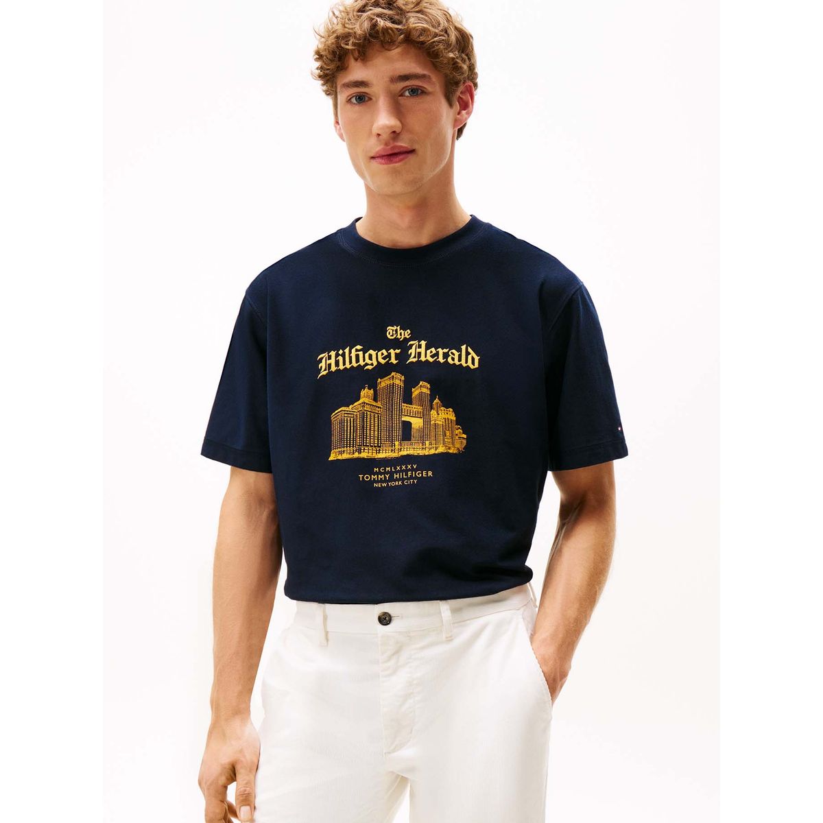 TOMMY HILFIGER - Polera Skyline Logo Relaxed Fit Azul Tommy Hilfiger