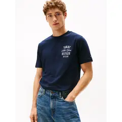 TOMMY HILFIGER - Polera Con Logo Gráfico Regular Fit Azul
