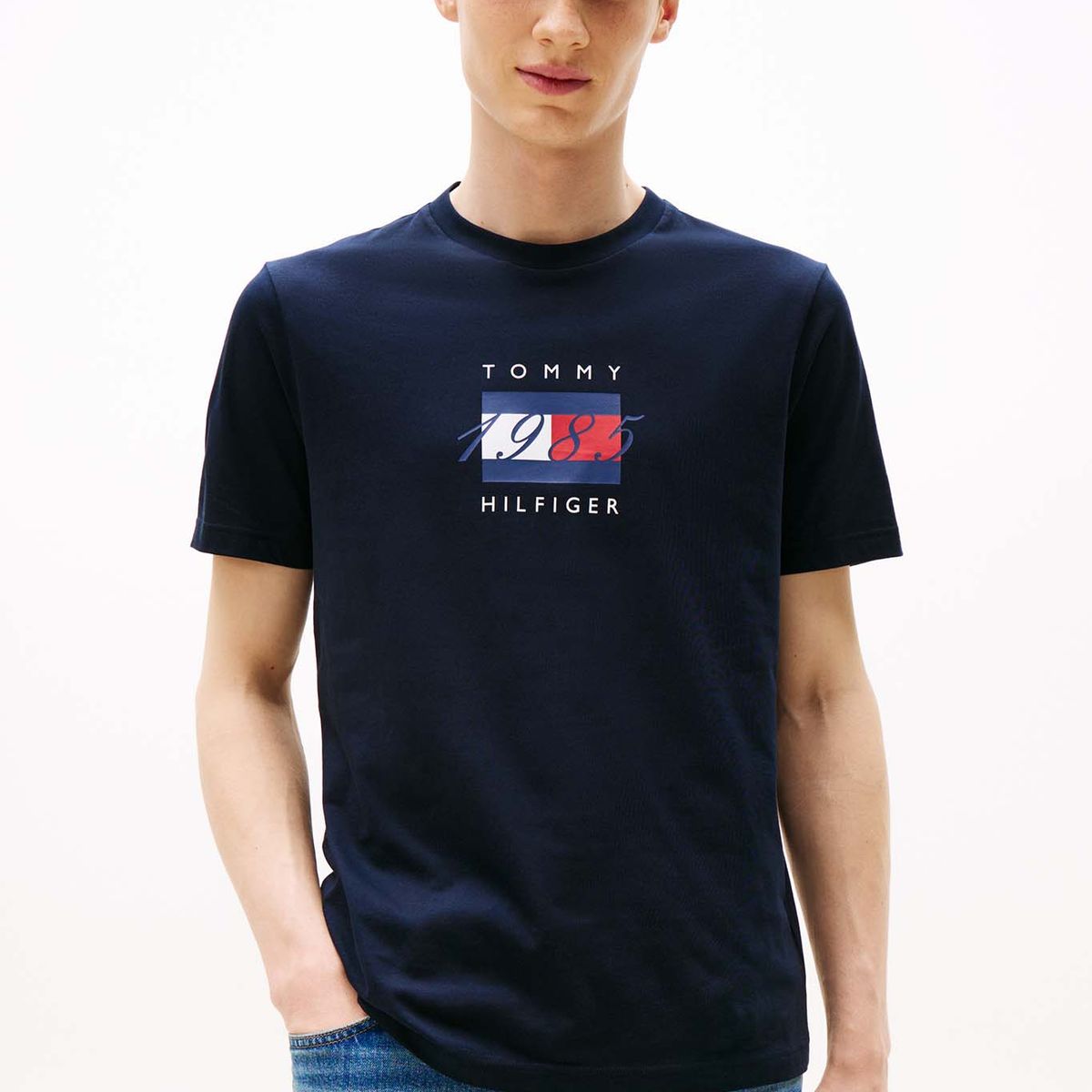 TOMMY HILFIGER - Polera Con Logo Flag Gráfico Azul Tommy Hilfiger