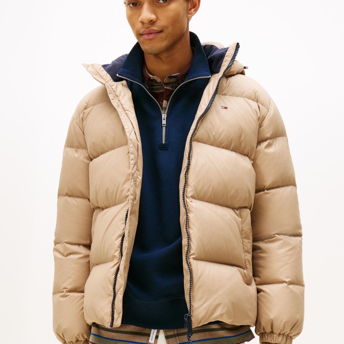 TOMMY HILFIGER - Parka Essential Acolchada Con Gorro Beige Tommy Jeans
