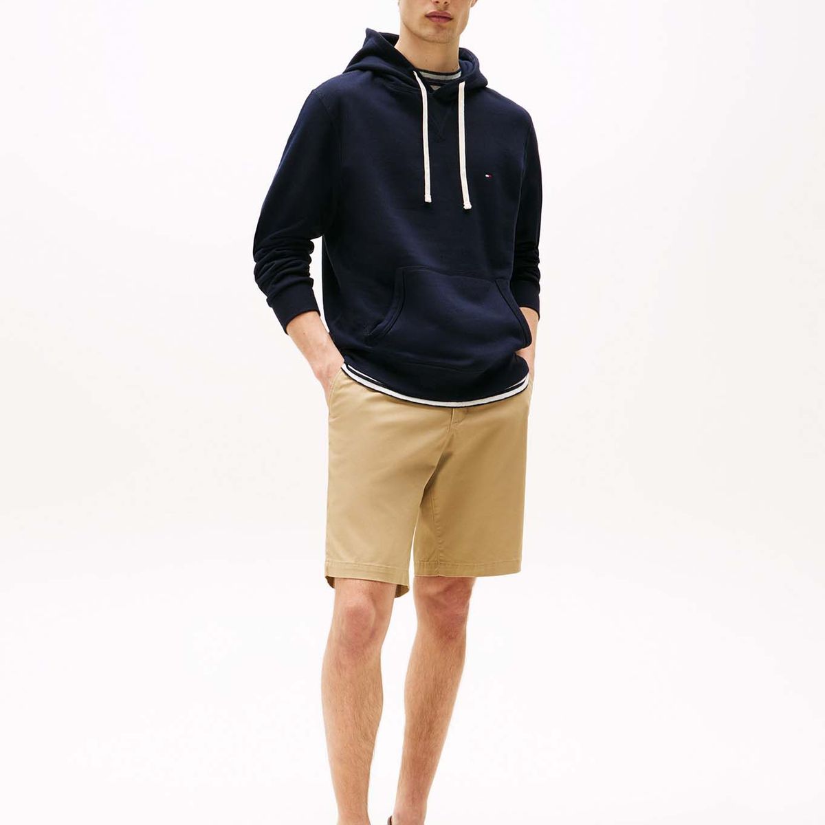 TOMMY HILFIGER - Polerón Hoodie Essential Con Logo Azul Tommy Hilfiger