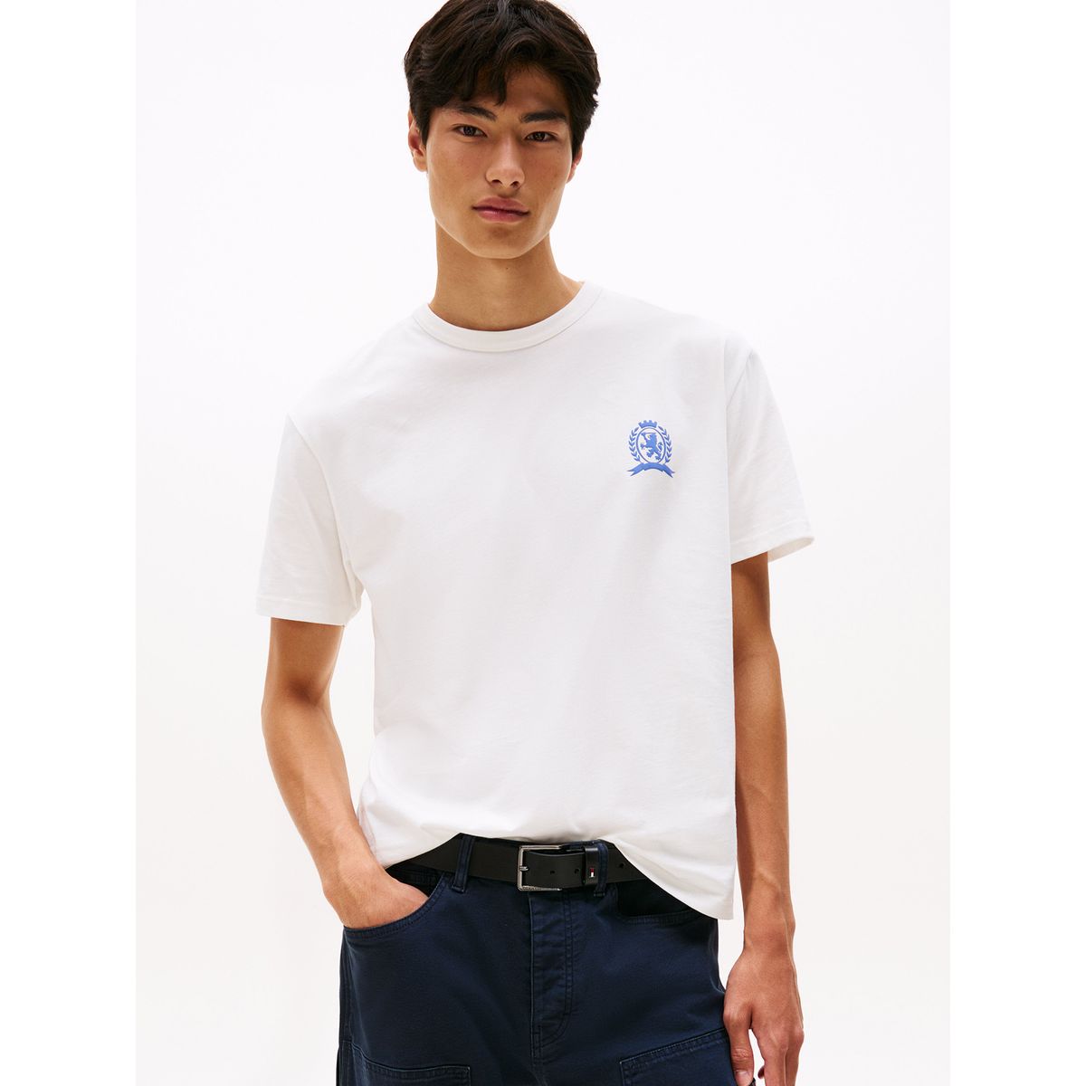 TOMMY HILFIGER - Polera Relaxed  Fit Crest Logo Blanco Tommy Jeans