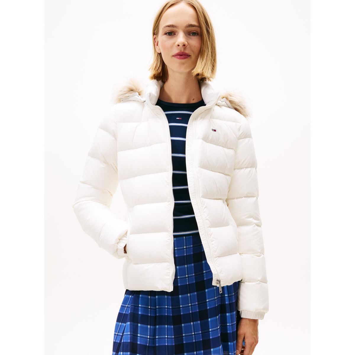 TOMMY HILFIGER - Parka Hooded Basic Acolchada Blanco Tommy Jeans