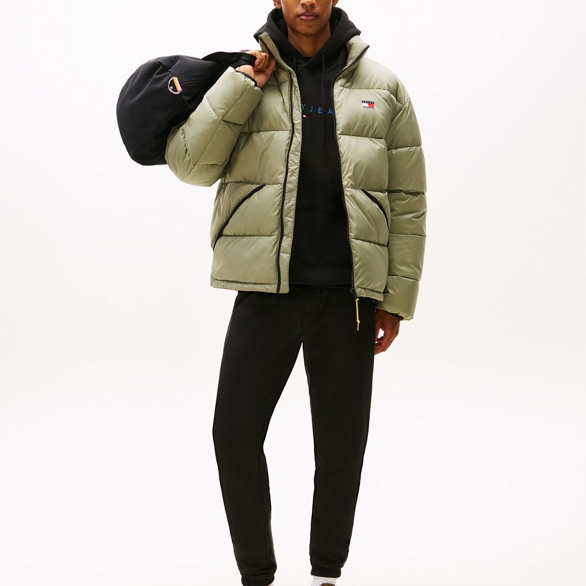 TOMMY HILFIGER - Joggers Slim Fit Con Logo Bordado Negro Tommy Jeans