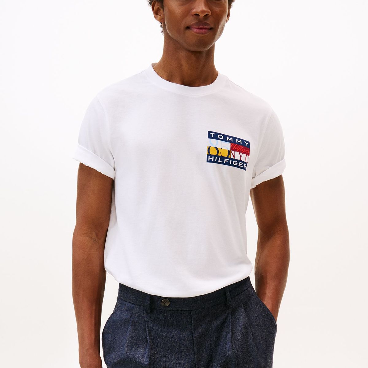 TOMMY HILFIGER - Polera Colour Flag  Logo Blanco Tommy Hilfiger