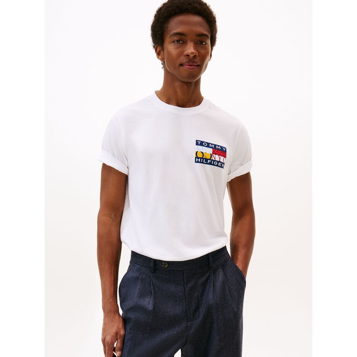 TOMMY HILFIGER - Polera Colour Flag  Logo Blanco Tommy Hilfiger
